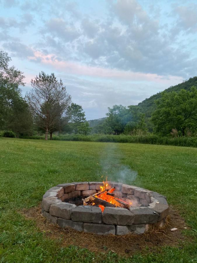 The Maples Apt - King Bed, Pet Friendly, Beautiful Views Ellicottville Exteriör bild